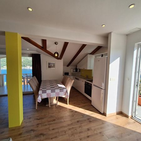 Apartments Sisevic - Comfort Apartments With Balconies And Sea View สลาโน ภายนอก รูปภาพ