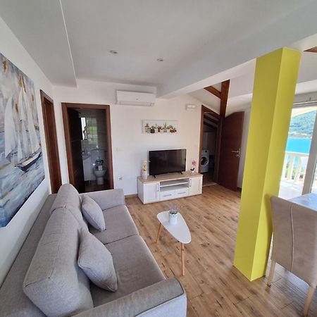 Apartments Sisevic - Comfort Apartments With Balconies And Sea View สลาโน ภายนอก รูปภาพ