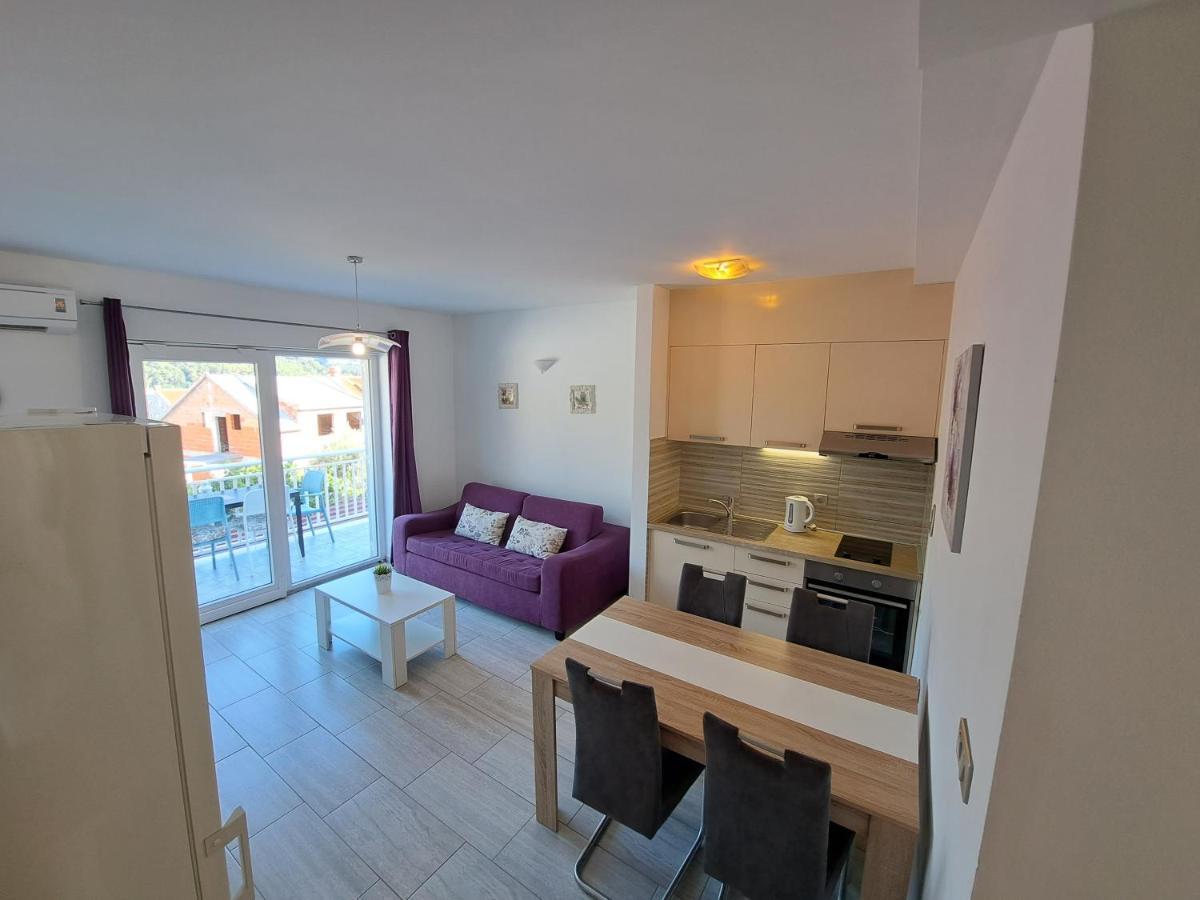 Apartments Sisevic - Comfort Apartments With Balconies And Sea View สลาโน ภายนอก รูปภาพ